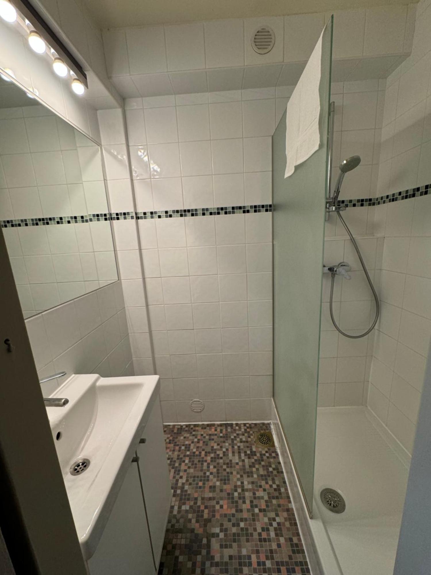 Appartement Au Centre De Valence Studio 5 外观 照片